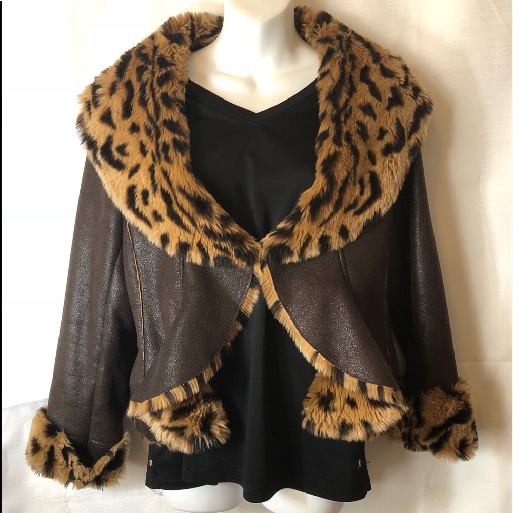 Lovely Faux Suede and Faux Animal Fur Lining.